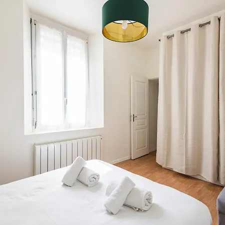 Le Zola Remois Apartmán *